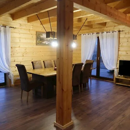 Klaudi A Vilko Dağ evi Veľký Slavkov